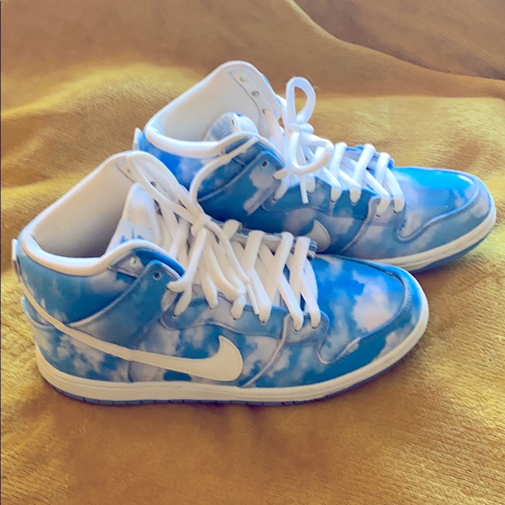 Nike Dunk SB Clouds